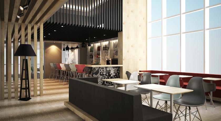 Ibis Gading Serpong Buitenkant foto