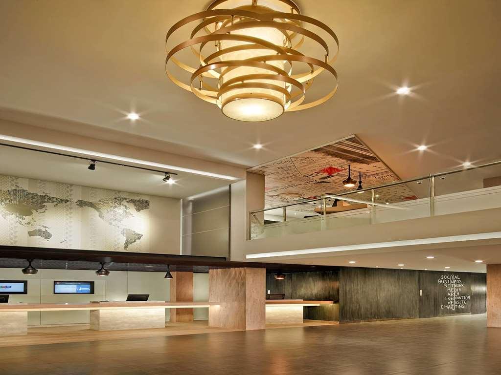 Ibis Gading Serpong Buitenkant foto
